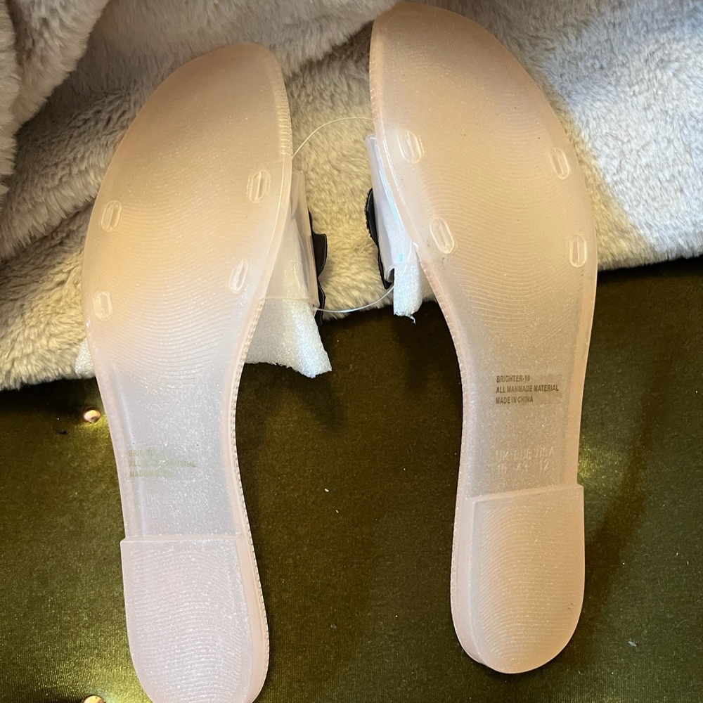 Ladies Slides - Picture 3 of 8